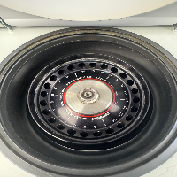 Eppendorf 5427 R Refrigerated Centrifuge image 2